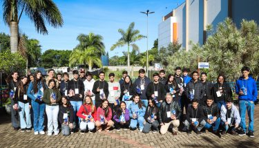 Escolhas conscientes começam com boas experiências: alunos de Santo Inácio conhecem a UNINGÁ de perto